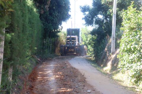 24-12-2025 Rua Pedro Pozzer-zeladoria(9)