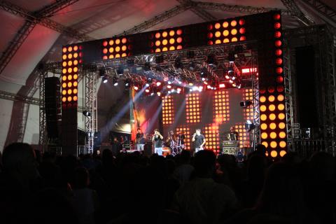 Dupla Danilo & Davi e Grupo Triii são destaques no último fim de semana da 21ª Festa do Caqui & Cia