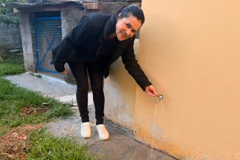 Bairros Chavini e Castro agora têm abastecimento de água tratada