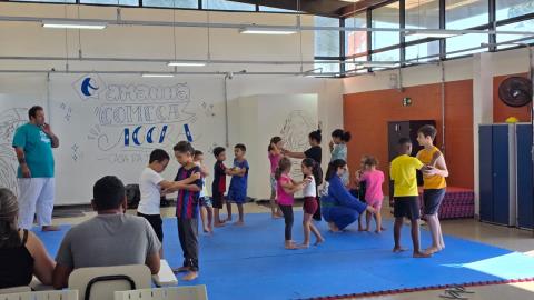 Casa da Juventude abre vagas gratuitas para cursos, workshops e apresentação teatral em maio