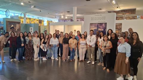 Profissionais da Educação participam de visita técnica ao Museu Afro Brasil