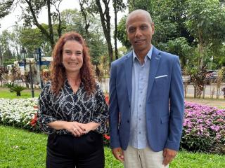 Foto - Visita