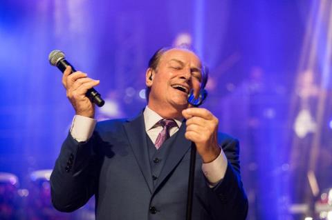 Tony Angeli apresenta clássicos da música italiana neste sábado em Limeira