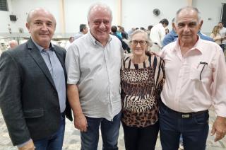 foto06 Tenente Rodrigues, Damiano Neto, Maria Inês e Antônio Bombarda no Lar Otoniel de Camargo 7mar23 Tetê Viviani
