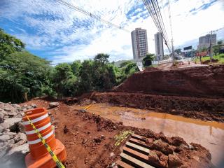 Avanço das obras de recuperação da Avenida 36 - Tetê Viviani (3)