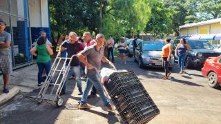 Entidades assistenciais recebem 7 toneladas de alimentos da campanha Natal Sem Fome - Foto Tetê Viviani 03