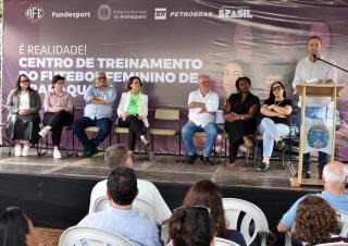 foto 10 Prefeito Edinho, Petrobras e Fundesport celebram convênio para construção de CT Feminino no Parque Piinheirinho 23dez24 Tetê Viviani