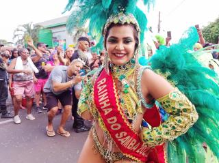 foto038 Corte Real embala carnaval na Bento de Abreu 21fev23 Tetê Viviani