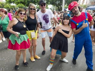 foto041 Turma do Samba embala carnaval na Bento de Abreu 21fev23 Tetê Viviani