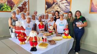 Curso de sobremesas natalinas estreia a cozinha do Projeto Cozinhalimento
