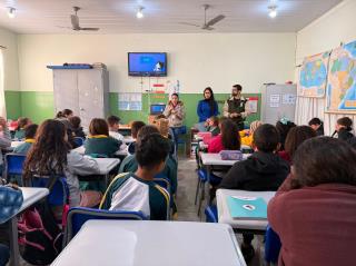 2- E.M. Iracema Pinheiro Candeo- Lola