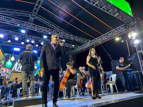 Natal Tempo de Esperança 04 - Orquestra Sinfônica de Jales com a participação de Paulinho e Isa