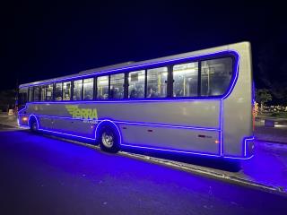 ônibus iluminado 04