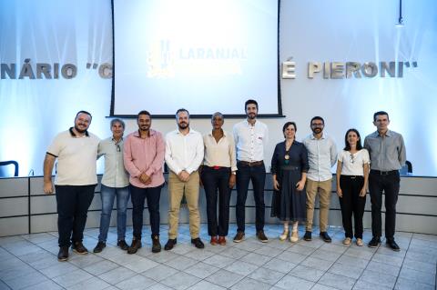 0092 - Fotos Educação Câmera 05_02_25