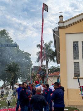 Encontro do Divino Laras 2025