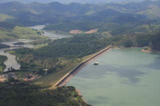 08 - Represa de Paraibuna