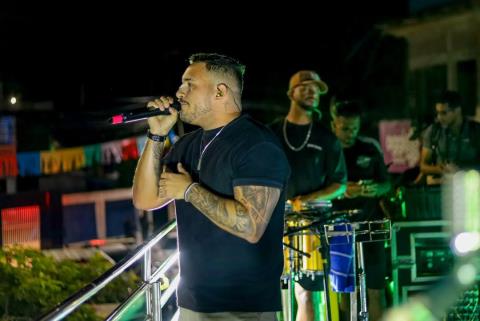 🎉 O PréMares 2026 ganhou ainda mais energia no segundo dia com o bloco Leões da Mata!A torcida  (1)