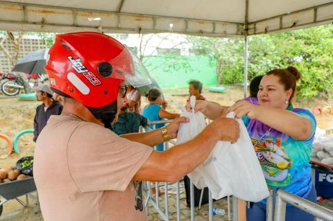 Hoje foi dia da tradicional entrega do peixe 🐟Foram 32 toneladas distribuídas, chegando em dive (11)