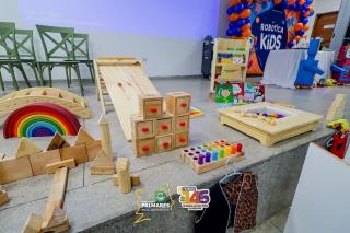 📚🤖 A Semana de Emancipação Política está só começando!E hoje foi dia de entregar materiais didático-pedagógicos para a Sala Maker (robótica), Educação Infantil e Sala Assistiva, no Centro de Formação Profº Do (5)