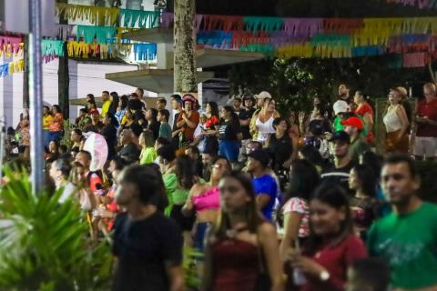 🎉 O PréMares 2026 ganhou ainda mais energia no segundo dia com o bloco Leões da Mata!A torcida  (14)