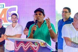 ONTEM FOI DIA DE COMPROMISSO COM A SAÚDE!Dentro da programação da Semana de Emancipação, a Prefeitura realizou mais uma grande entrega- a inauguração da UBS Adalto José dos Santos, no Engenho Couceiro.Um novo e (2)