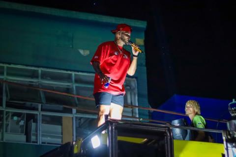 🎉 O PréMares 2026 ganhou ainda mais energia no segundo dia com o bloco Leões da Mata!A torcida  (16)