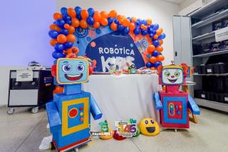 📚🤖 A Semana de Emancipação Política está só começando!E hoje foi dia de entregar materiais didático-pedagógicos para a Sala Maker (robótica), Educação Infantil e Sala Assistiva, no Centro de Formação Profº Do (1)
