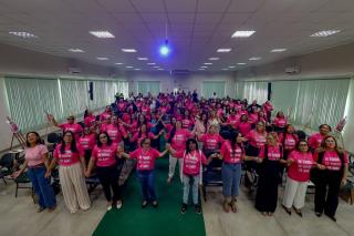 💗 ENTRE LAÇOS & CUIDADOS 💗A manhã desta sexta-feira foi marcada por emoção, afeto e reconhecim