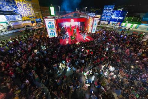 Nossa Palmares se encheu de encanto e emoção na praça Paulo Paranhos, com o Natal Encantado. Um  (2)