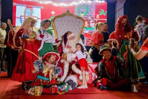 Nossa Palmares se encheu de encanto e emoção na praça Paulo Paranhos, com o Natal Encantado. Um  (4)