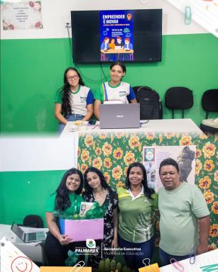 II FEIRA PEDAGÓGICAA Escola Municipal Ivonete Ferreira Lins realizou hoje a II Feira Pedagógica, (4)