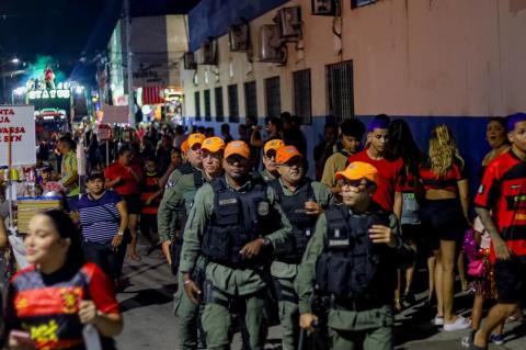 🎉 O PréMares 2026 ganhou ainda mais energia no segundo dia com o bloco Leões da Mata!A torcida  (8)