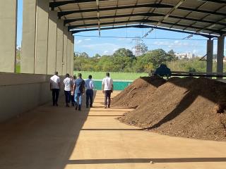 Mogi Guaçu e Mogi Mirim visitam ETE Quilombo PMNO Coden setembro 2021 (1) - galpão compostagem