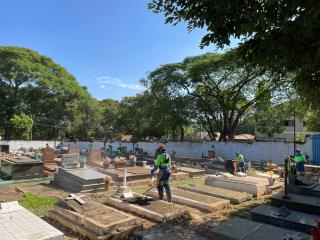 Cemitério de NO - preparapação para Dia de Finados 2024-10-30 (16)