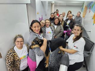 Aulas práticas banho e tosa Carreta Cursos do Fundo Social de SP 2025-06-16 (40)