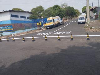 Trânsito x adoção mão única de direção na Rua Frederico Bassora, Vila Letônia 2024-10-14 (2) (1)