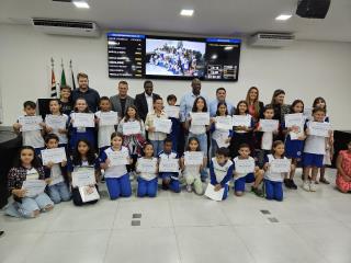 Posse Vereadores Estudantes Câmara + Educação PMNO Nova Odessa 2025-04-24 (1)