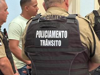 Entrega novo fardamento agentes de Trânsito PMNO 2024-11 (6)