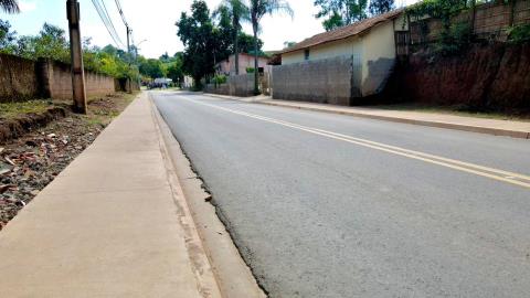 Mais infraestrutura: Prefeitura inaugura obra de macrodrenagem e pavimentação da Jerônimo de Camargo, nos bairros Caetetuba e Maracanã