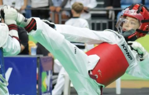 Atleta de Atibaia é campeão da Seletiva Nacional de Taekwondo