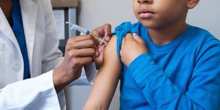 Vacinação contra a dengue segue nos postos de saúde de Atibaia
