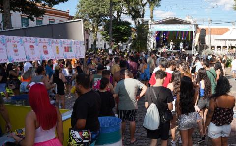 Prefeitura abre cadastro para entidades explorarem barracas de alimentação no Carnaval 2026