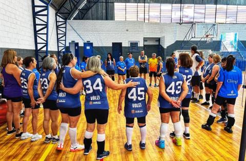 Atletas de Atibaia se preparam para os torneios da Confederação Brasileira de Voleibol Adaptado – CBVA