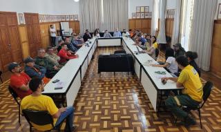 Reunião intersetorial alinha estratégias de prevenção e combate a incêndios em Atibaia