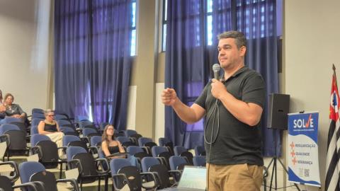 e68f9844-1cfa-4fef-98c7-7aa33985f9d5