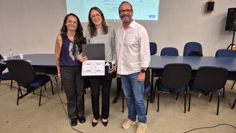 89036404-2011-4e7f-8b4c-006681ff653a