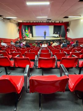 b9882779-7fa6-4003-b254-463b889a0f94