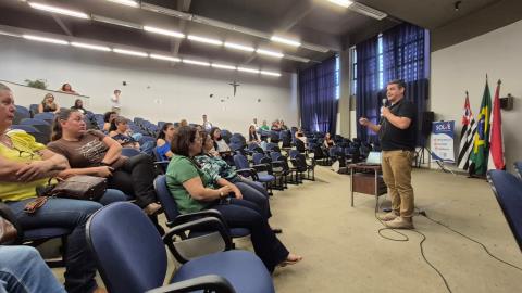 7d9c4eb4-774a-4a59-889f-5c1094bdc36c