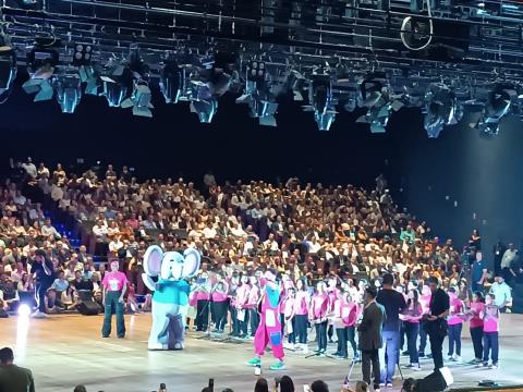 dc32814d-8c70-48d7-b53b-895bf4cd963f