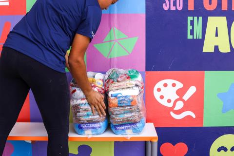 Programa 'Seus Recicláveis Valem uma Cesta Básica' - Crédito fotos Warley Kenji - Comunicação PMG (2)